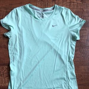 NIKE dry fit tee shirt mint